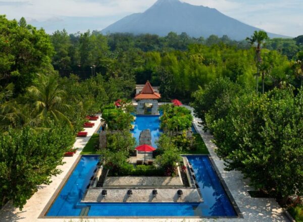 jogsi-castel-swimming-pool-6560_Wide-Hor