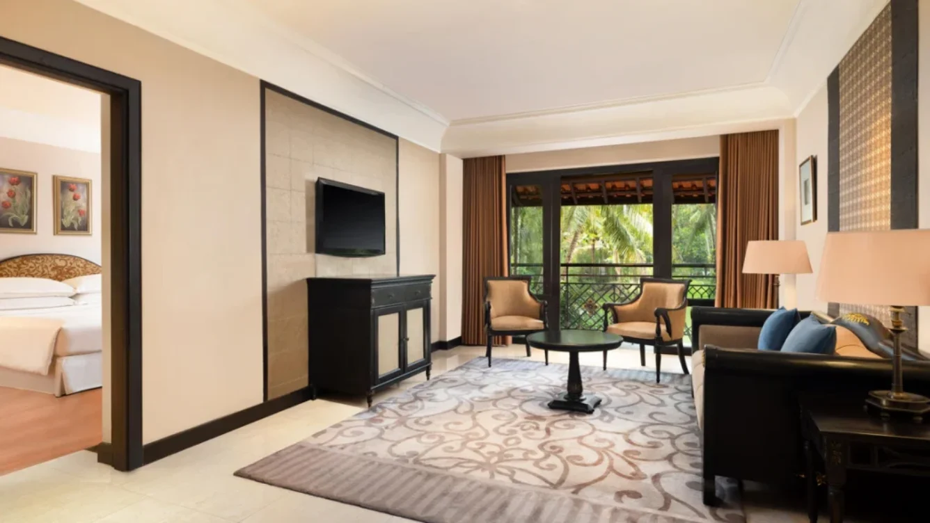 jogsi-junior-suite-livingroom-6550-hor-clsc